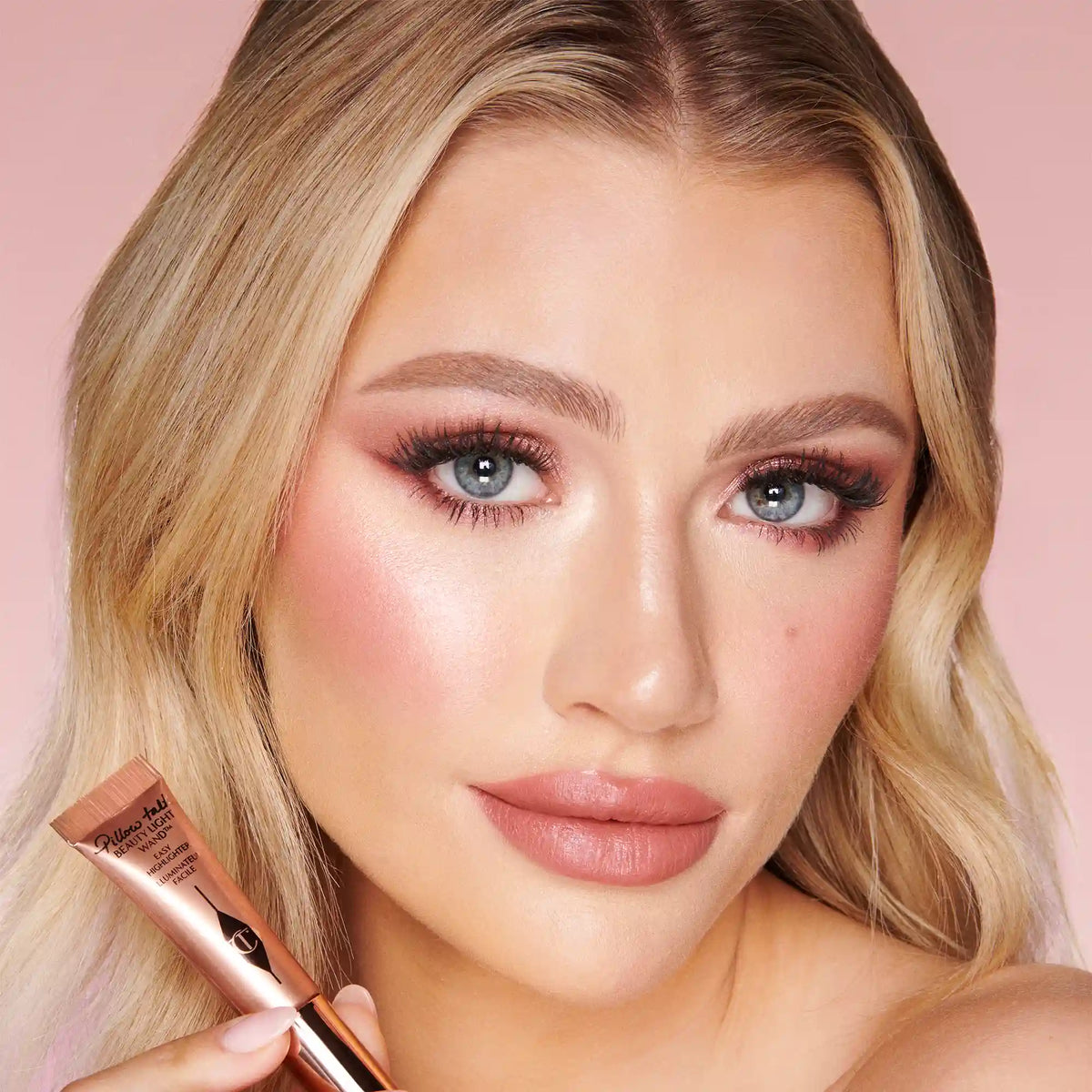 PILLOW TALK ICONIC LIP AND CHEEK KIT PILLOW TALK MEDIUM